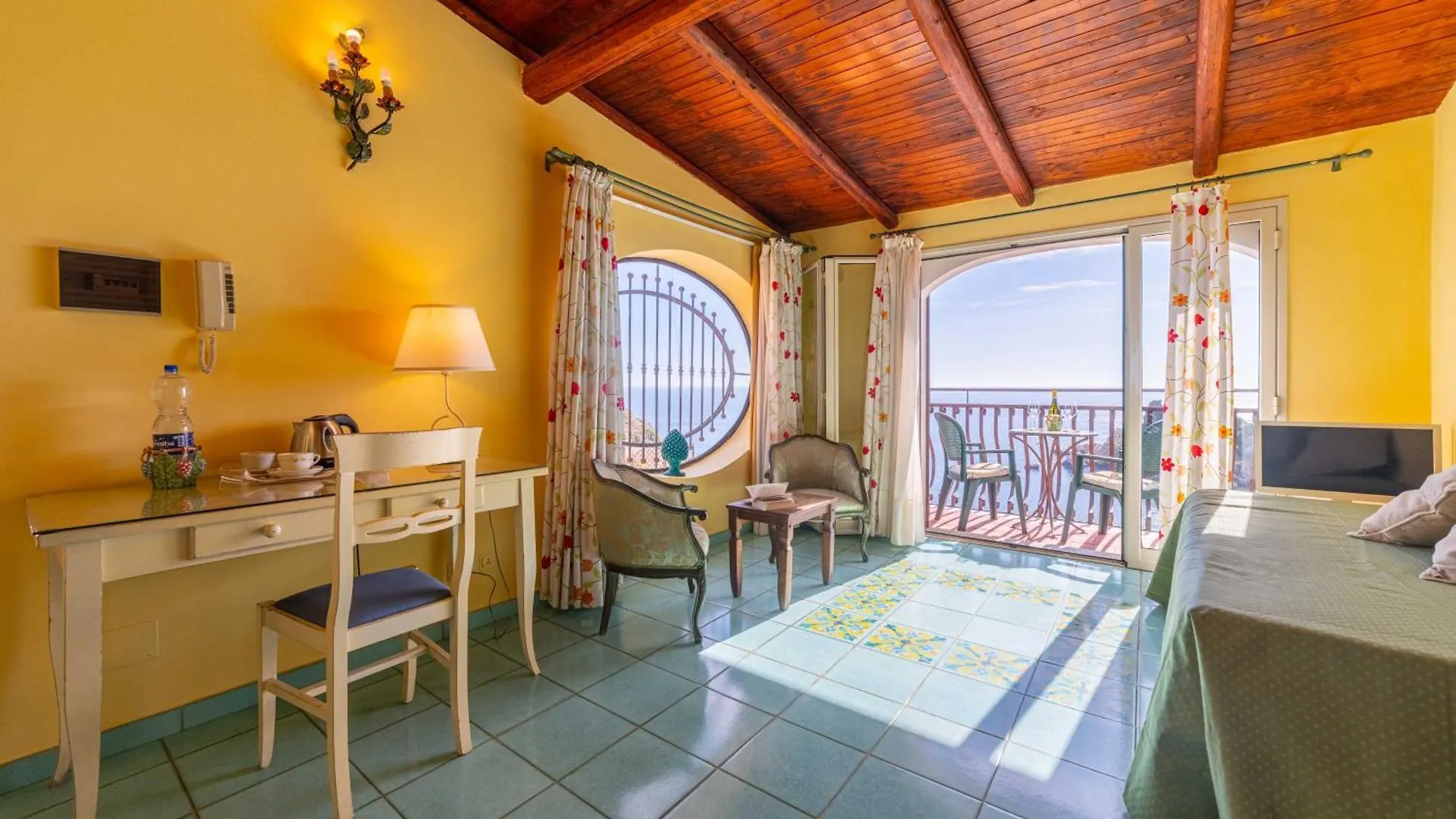 Mendolia Beach Hotel Taormina