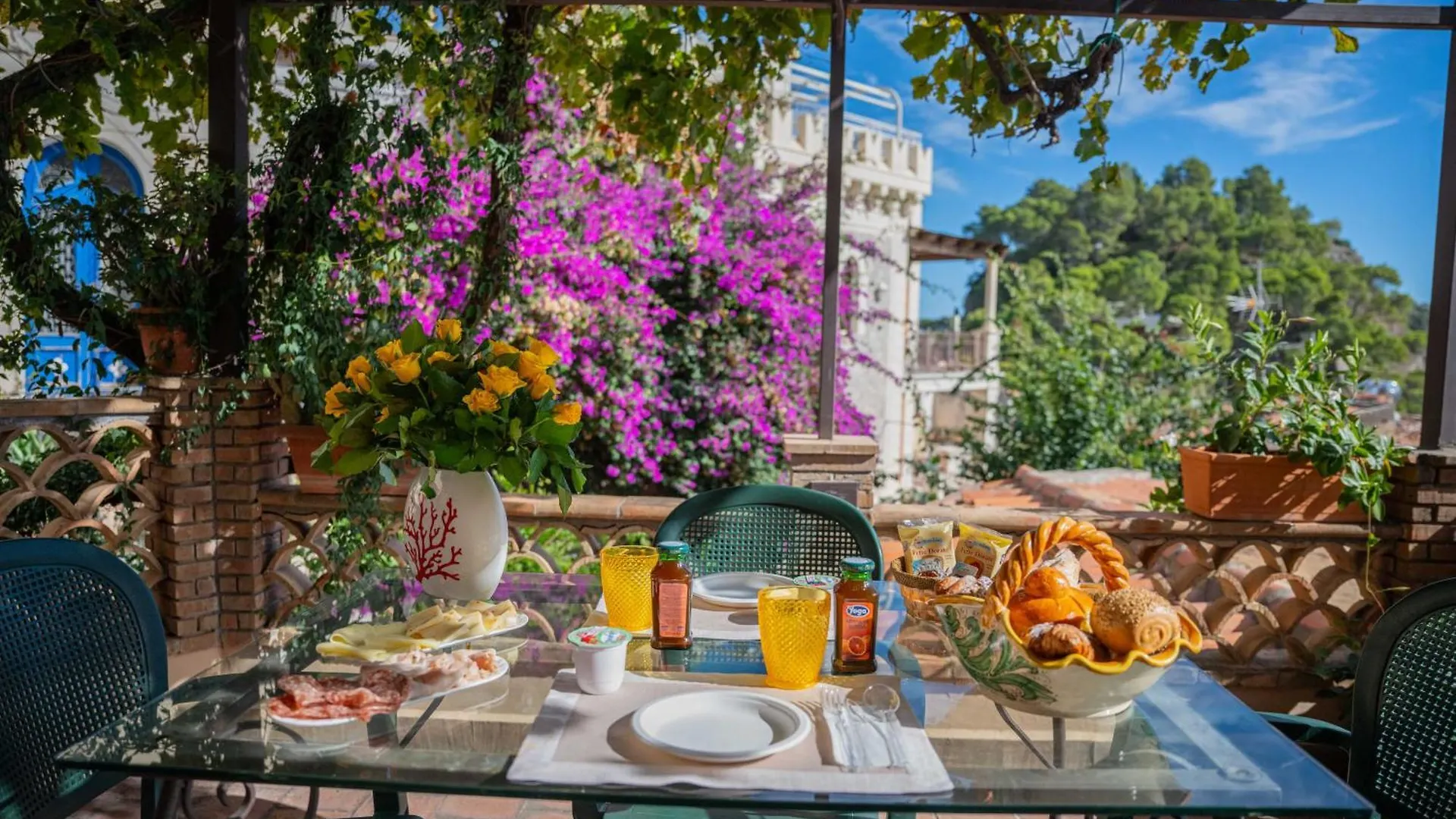 Mendolia Beach Hotel Taormina