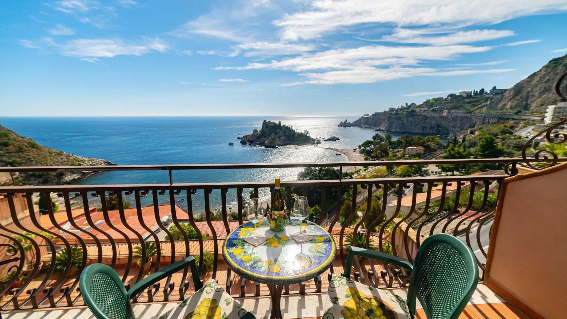 Mendolia Beach Hotel Taormina