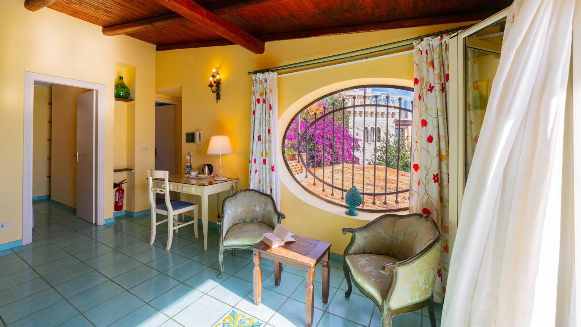 Mendolia Beach Hotel Taormina