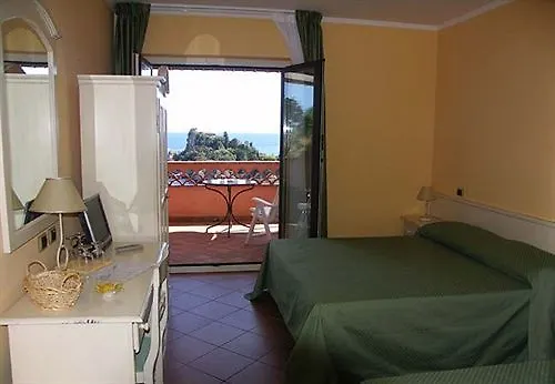 Mendolia Beach Hotel Taormina