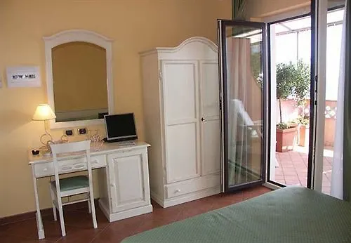 Mendolia Beach Hotel Taormina